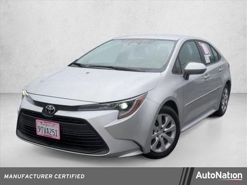 Certified 2025 Toyota Corolla LE image 1