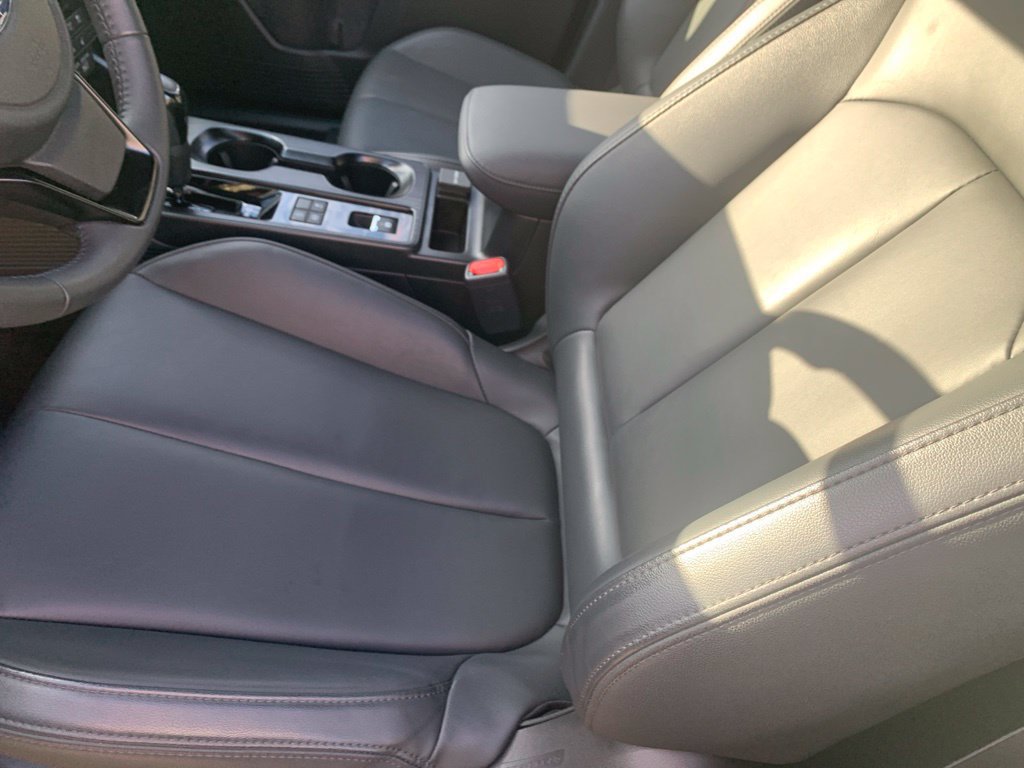 Used 2026 Subaru Outback Premium AWD/4WD image 3