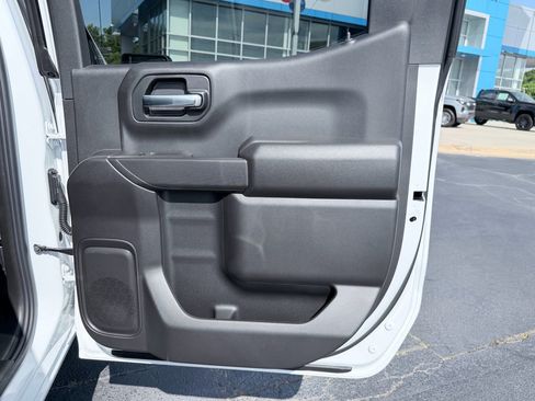 New 2026 Chevrolet Silverado 1500 Custom AWD/4WD image 30