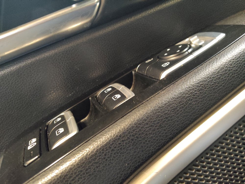 Used 2020 Kia Telluride EX FWD image 27
