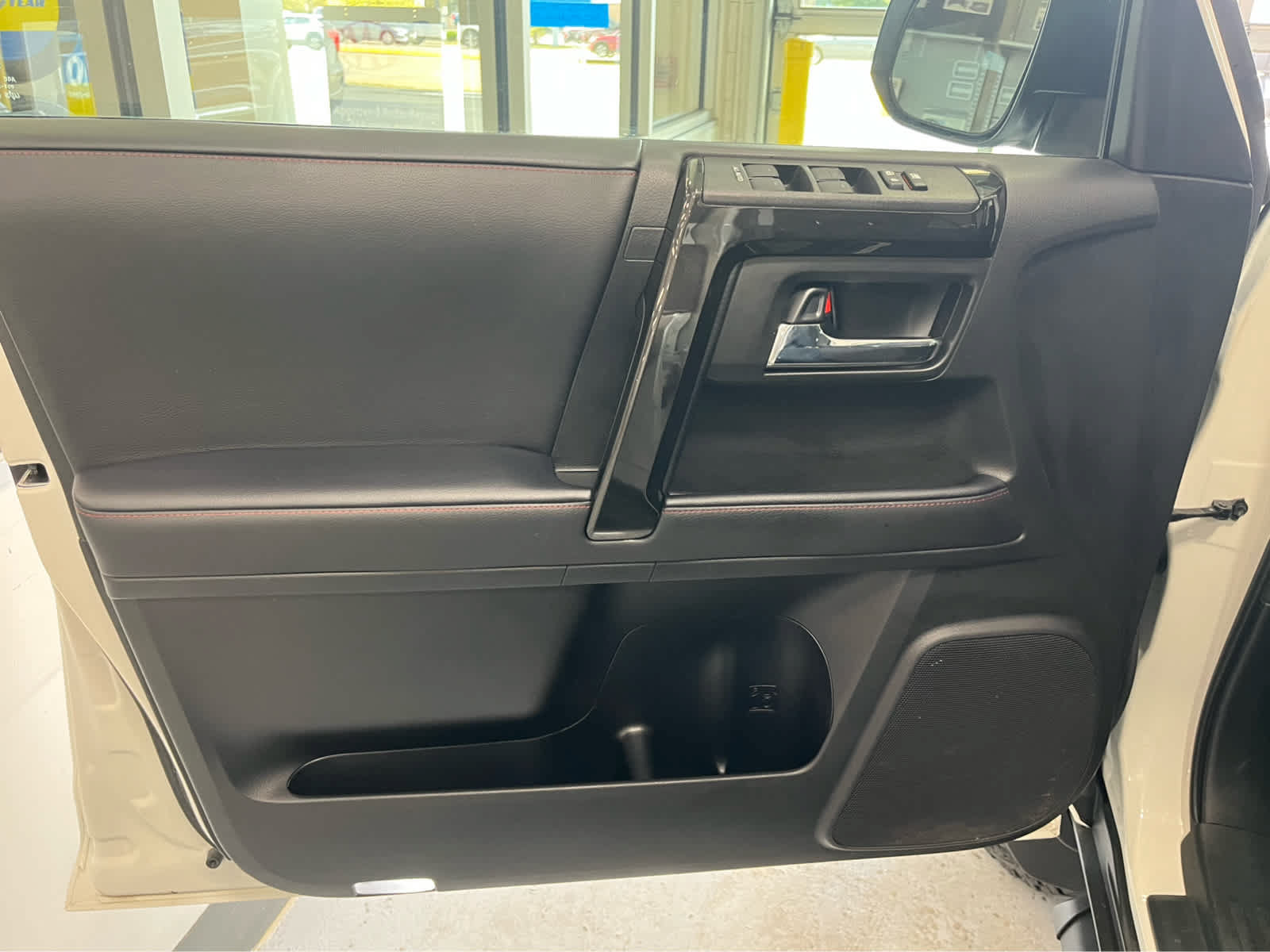 Used 2023 Toyota 4Runner TRD Off-Road AWD/4WD image 17