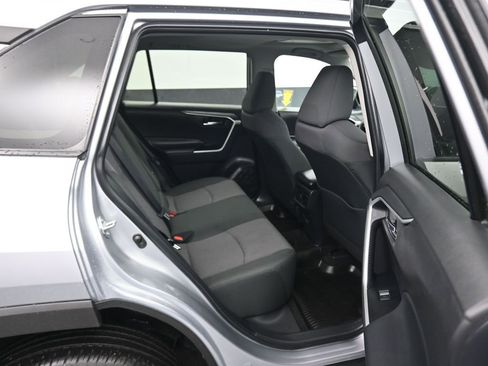 Used 2024 Toyota RAV4 XLE w/ Convenience Package image 37