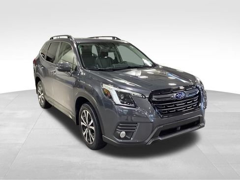 Certified 2022 Subaru Forester Limited image 5