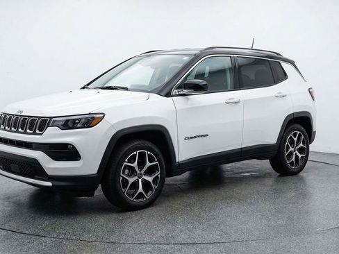 Used 2025 Jeep Compass Limited AWD/4WD image 1