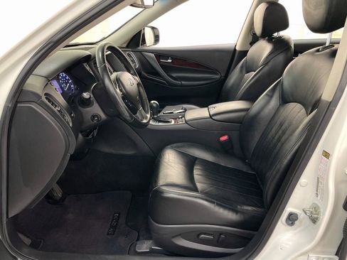 Used 2017 INFINITI QX50 Base w/ Premium Plus Package image 10