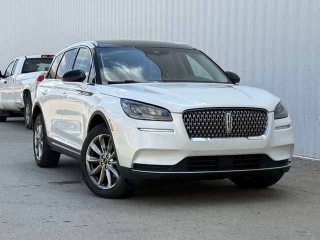 Used 2022 Lincoln Corsair AWD w/ Premium Package image 2