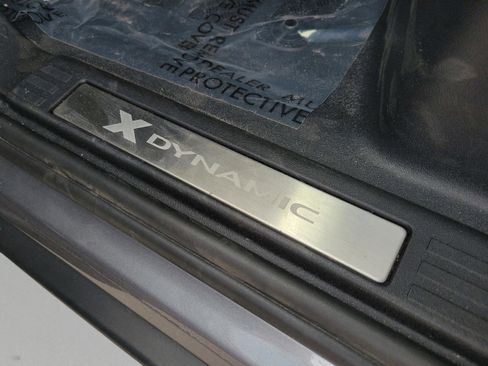 Used 2024 Land Rover Defender 110 X-Dynamic SE image 17