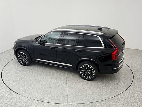 New 2026 Volvo XC90 T8 Plus w/ Protection Package Premier AWD/4WD image 36