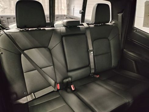 New 2026 GMC Canyon Elevation w/ Convenience Package image 11