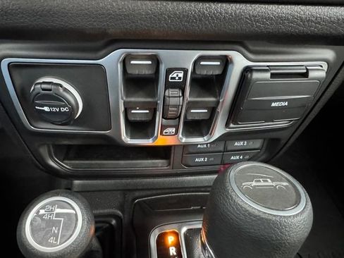 New 2026 Jeep Gladiator Sport image 47