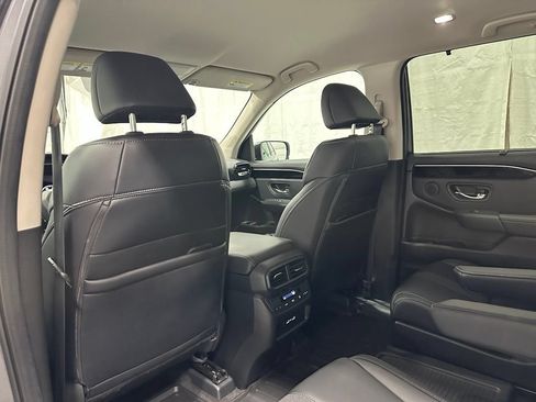 Used 2023 Honda Pilot EX-L image 44