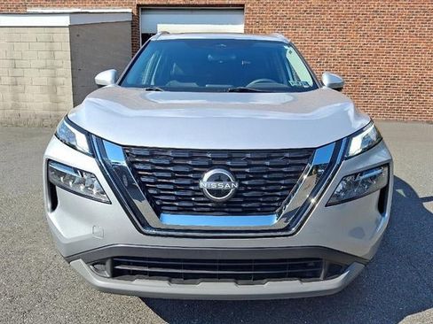 Used 2023 Nissan Rogue SV w/ SV Premium B Package image 37