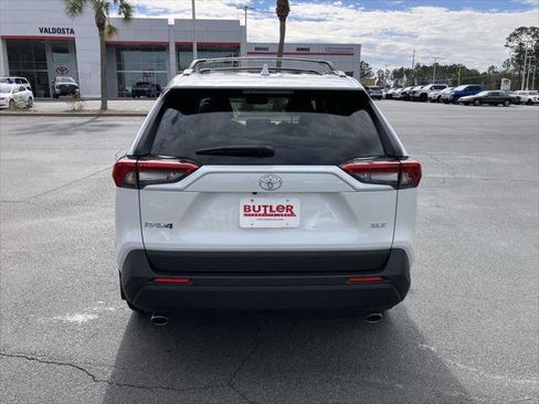 Certified 2025 Toyota RAV4 XLE Premium image 4