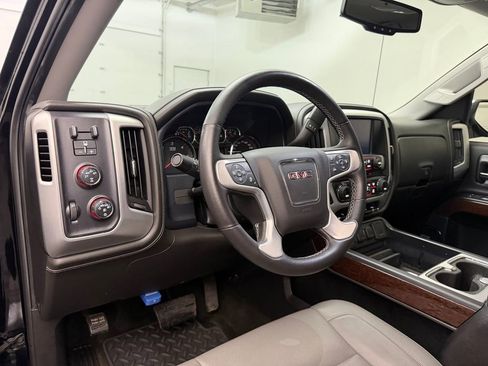 Used 2015 GMC Sierra 1500 SLT w/ SLT Preferred Package image 4