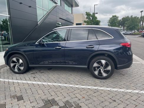 Certified 2024 Mercedes-Benz GLC 300 image 9