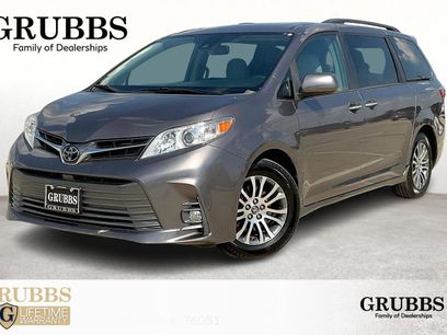 Used 2020 Toyota Sienna XLE
