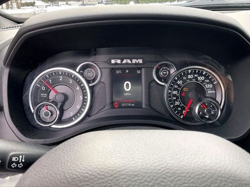 Used 2021 RAM 1500 Big Horn image 11