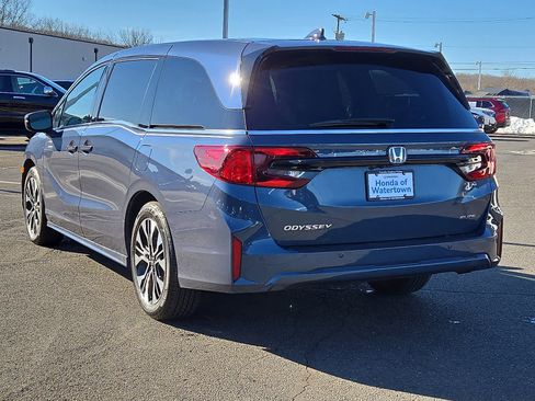 Certified 2025 Honda Odyssey Elite image 7