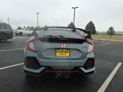 Used 2019 Honda Civic Type R image 7