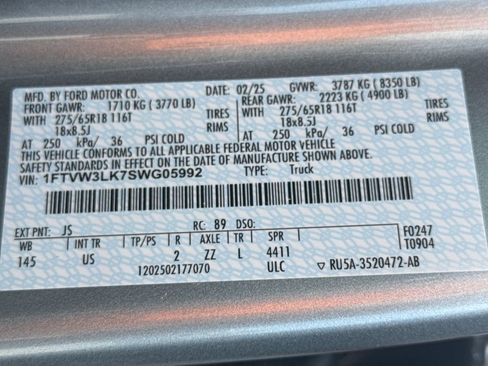 Used 2025 Ford F150 Lightning XLT image 38