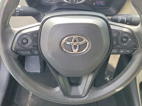 Used 2022 Toyota Corolla LE image 22