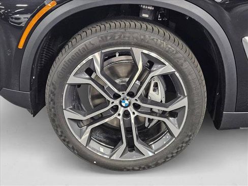 Used 2026 BMW X5 sDrive40i w/ Climate Comfort Package image 10