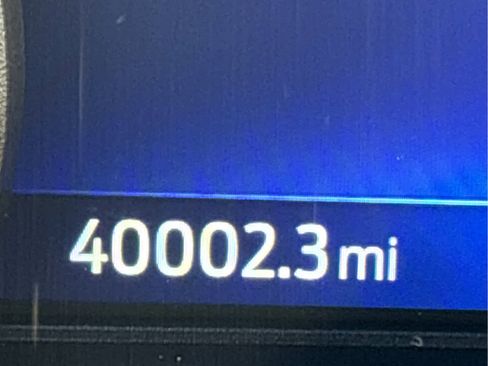 Used 2023 Ford Explorer XLT w/ Equipment Group 202A image 14