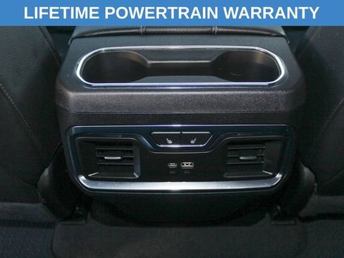 Used 2024 GMC Sierra 3500 Denali w/ Denali Reserve Package AWD/4WD image 15