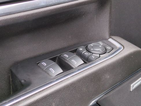 Used 2024 Chevrolet Silverado 2500 LTZ w/ LTZ Convenience Package AWD/4WD image 15