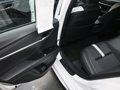 Used 2025 Toyota Camry SE FWD image 17