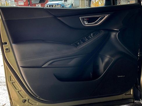 Used 2022 Subaru Forester Premium image 13