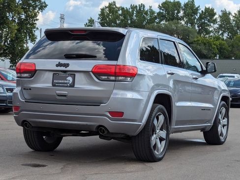 Used 2015 Jeep Grand Cherokee Altitude image 12