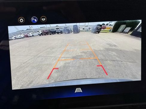 Used 2025 Chevrolet Equinox LT FWD image 19
