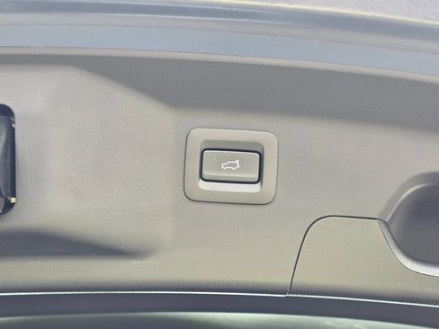 Used 2022 MAZDA CX-9 Carbon Edition image 40