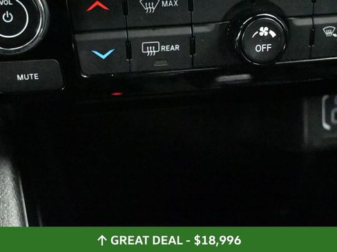 Used 2024 Jeep Compass Latitude image 31