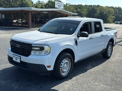 Used 2023 Ford Maverick XL FWD image 3