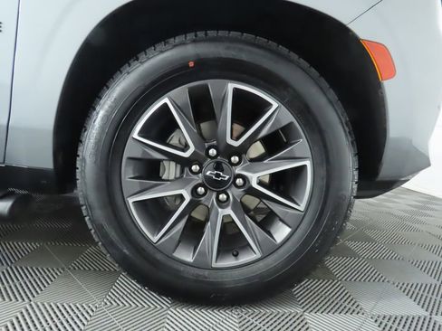 Used 2023 Chevrolet Tahoe Z71 w/ Z71 Off-Road Package image 34