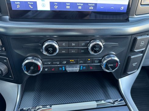 Used 2022 Ford F150 Limited image 18