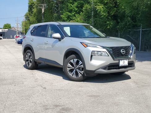 Used 2023 Nissan Rogue SV AWD/4WD image 1