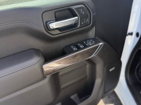 Used 2019 Chevrolet Silverado 1500 LTZ w/ LTZ Premium Package AWD/4WD image 9