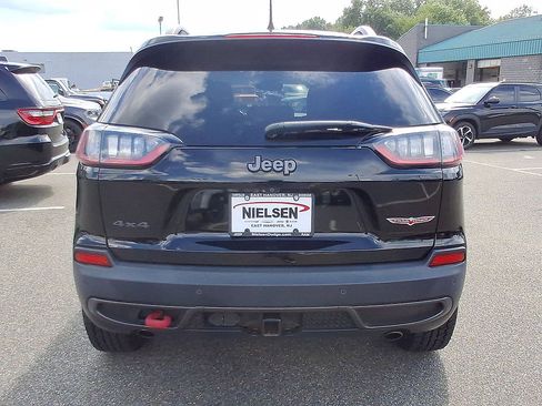 Used 2019 Jeep Cherokee Trailhawk AWD/4WD image 29