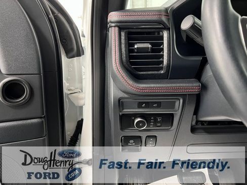 Used 2023 Ford Expedition Limited image 26
