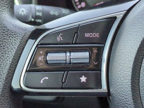 Used 2024 Kia Forte LXS image 22