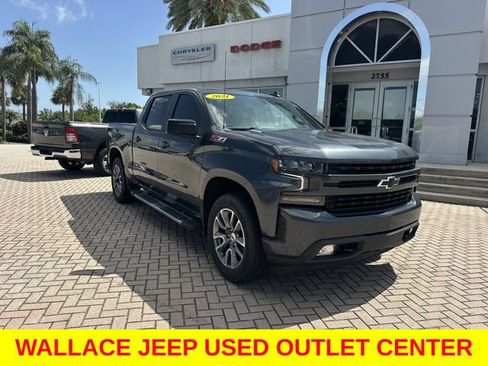 Used 2021 Chevrolet Silverado 1500 RST AWD/4WD image 4
