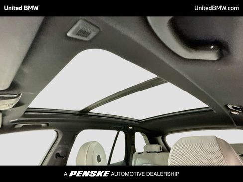 Used 2026 BMW X5 xDrive40i w/ M Sport Package AWD/4WD image 12