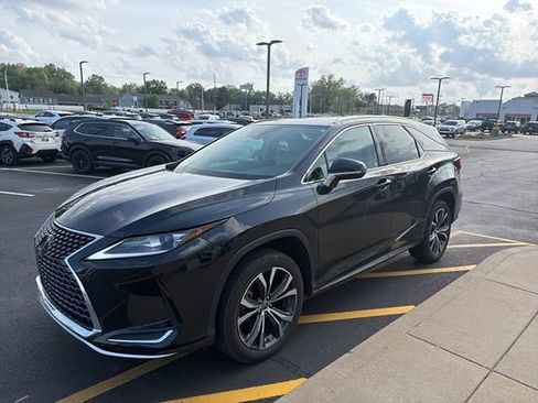 Used 2020 Lexus RX 350L Premium w/ Premium Package AWD/4WD image 2