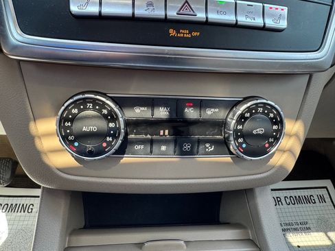 Used 2016 Mercedes-Benz GL 450 4MATIC image 33