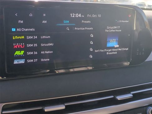 Certified 2025 Hyundai Palisade SEL image 18