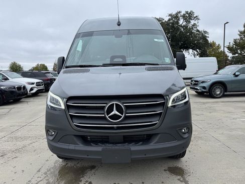 New 2026 Mercedes-Benz Sprinter 2500 image 2