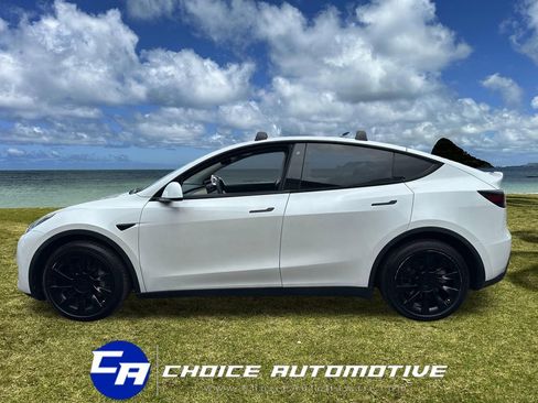Used 2020 Tesla Model Y Long Range image 3